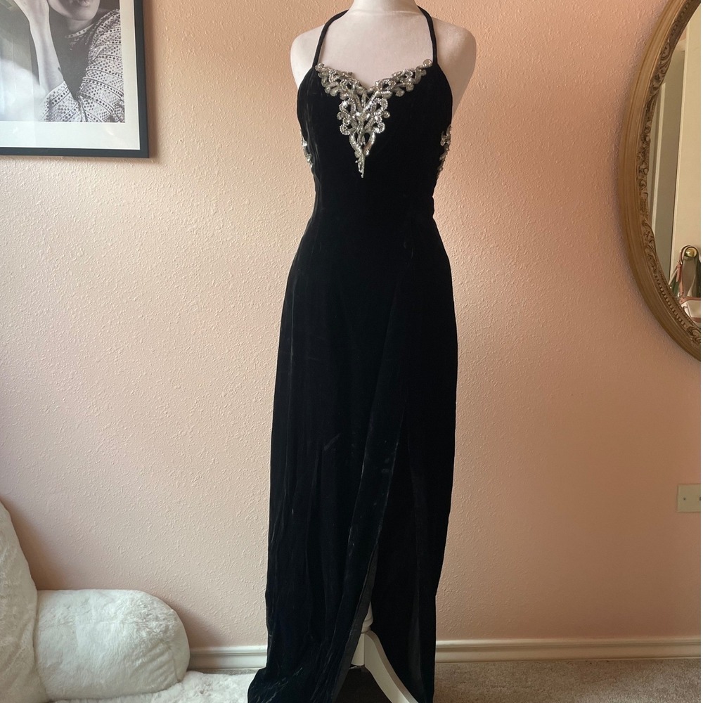 Vintage 80s / 90s Black Velvet Sequined Cocktail Dress